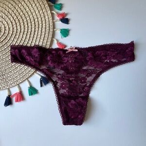 Victoria's Secret Body By Victoria Lace Front Thong Panty Kir Medium NEW